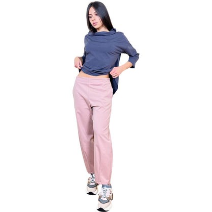 Pantalone Punto Milano con Pinces Caviglia Rosa Dettaglio Pinces caviglia Fascia elasticizzata posteriore Cavallo regolare Tasche laterali a filo  Tasca posteriore Taglio dritto leggermente ristretto alla caviglia Colore: Rosa Comoda vestibilità  Taglia Unica Made in Italy Prodotto da Wendy Trendy Distribuito da 28dot8